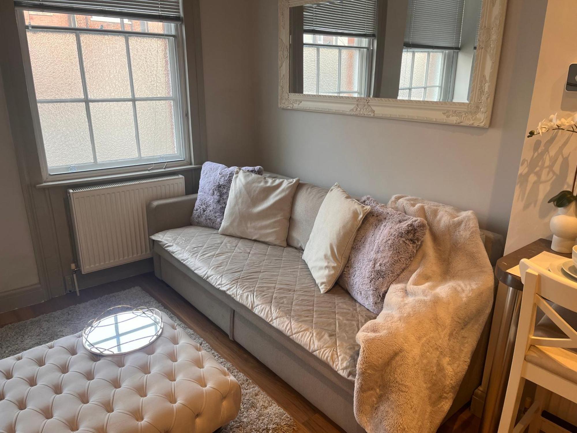 Central Private 1 Bed Flat ريدينج المظهر الخارجي الصورة
